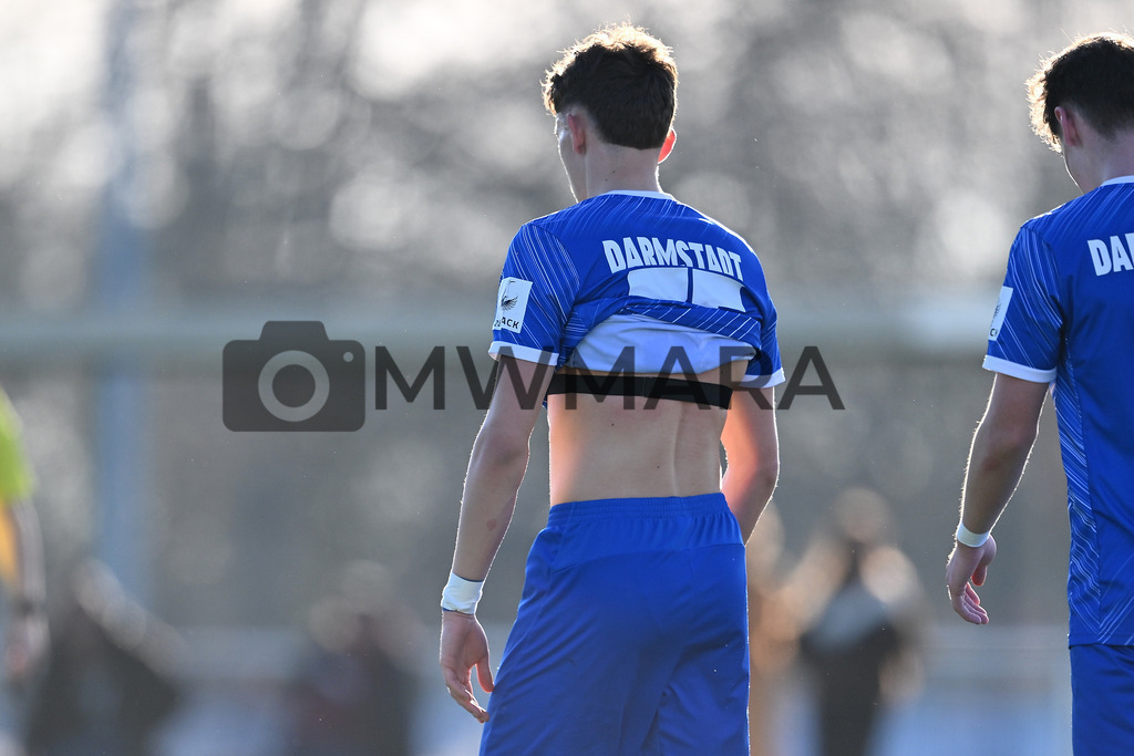 250305_EP__1990 | MWMARA - Realisiert mit Pictrs.com