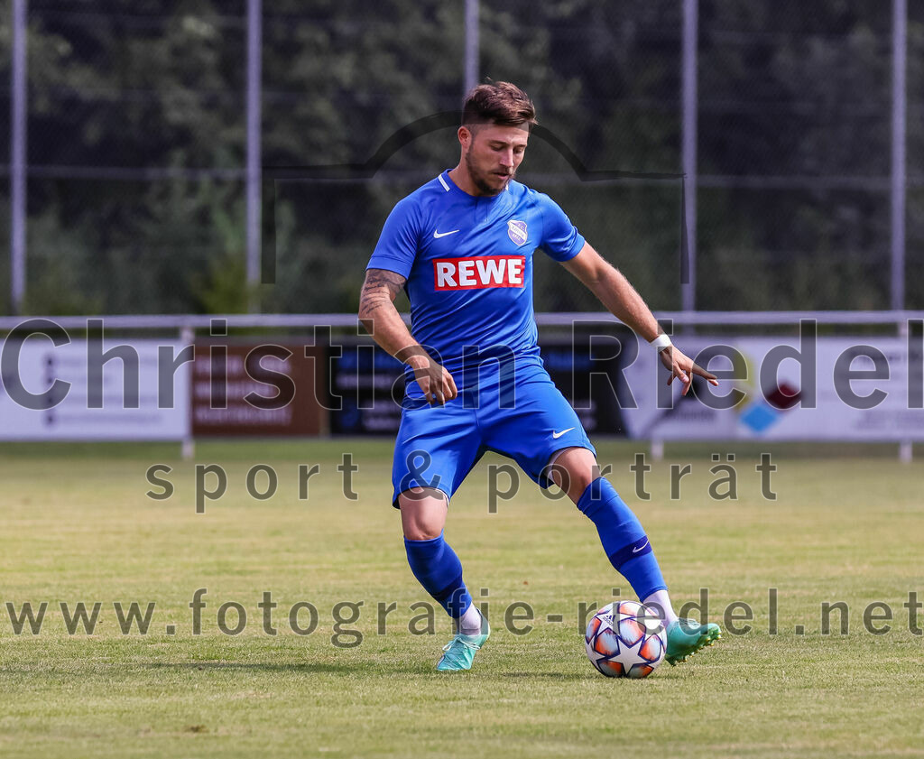 2023-07-22_012_FC_Eitting_gegen_FC_Moosinning | Eitting, Deutschland, 22.07.2023:
Fußball, Kreisliga 2023 / 2024, Testspiel, FC Eitting gegen FC Moosinning, Endergebnis: 0:4

Michael Schrödl (FC Eitting, #29)

Foto: Christian Riedel / fotografie-riedel.net
