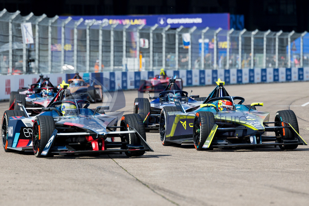 GEPA-20230423-101-147-0186 | BERLIN,GERMANY,23.APR.23 - MOTORSPORTS, FORMEL E - E-Prix of Berlin, Berliner Tempelhof Airport Circuit. Image shows Sergio Sette Camara (BRA / Nio) and Robin Frijns (NED / ABT).  
Photo: GEPA pictures/ Matthias Trinkl
