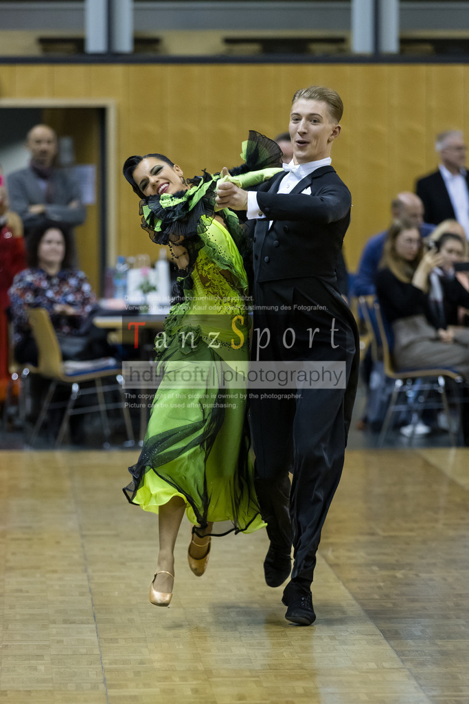 20241102_DC_HGR_Std_08807 | Tanzsportbilder, Standardtanz, Lateintanz, WDSF, DTV, LTVB, dancecomp, goc, hessen tanzt, blaues band der spree, walzer, tango, wiener walzer, slowfox, quickstepp, samba, rumba, cha-cha-cha, paso doble. jive, hd-kroft photography, turniertanzsport