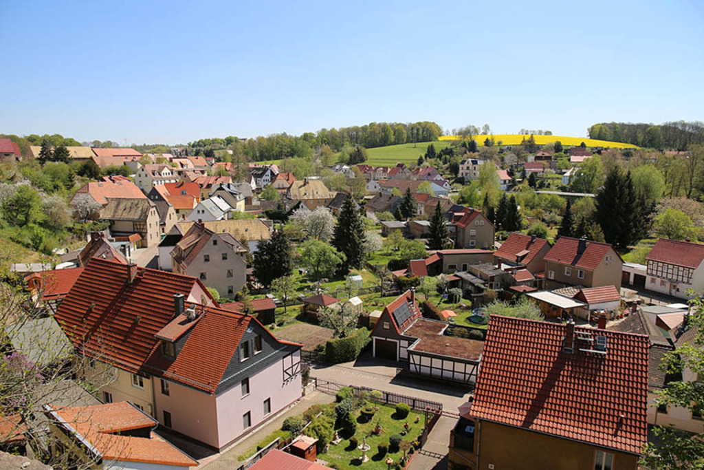 Bildlexikon Leipzig - Kohren-Sahlis | Das Team hinter BILDLEXIKON LEIPZIG bündelt historische wie aktuelle Informationen über die Stadt Leipzig in Text und Bild auf einer Plattform und stellt diese der interessierten Öffentlichkeit zur Verfügung.