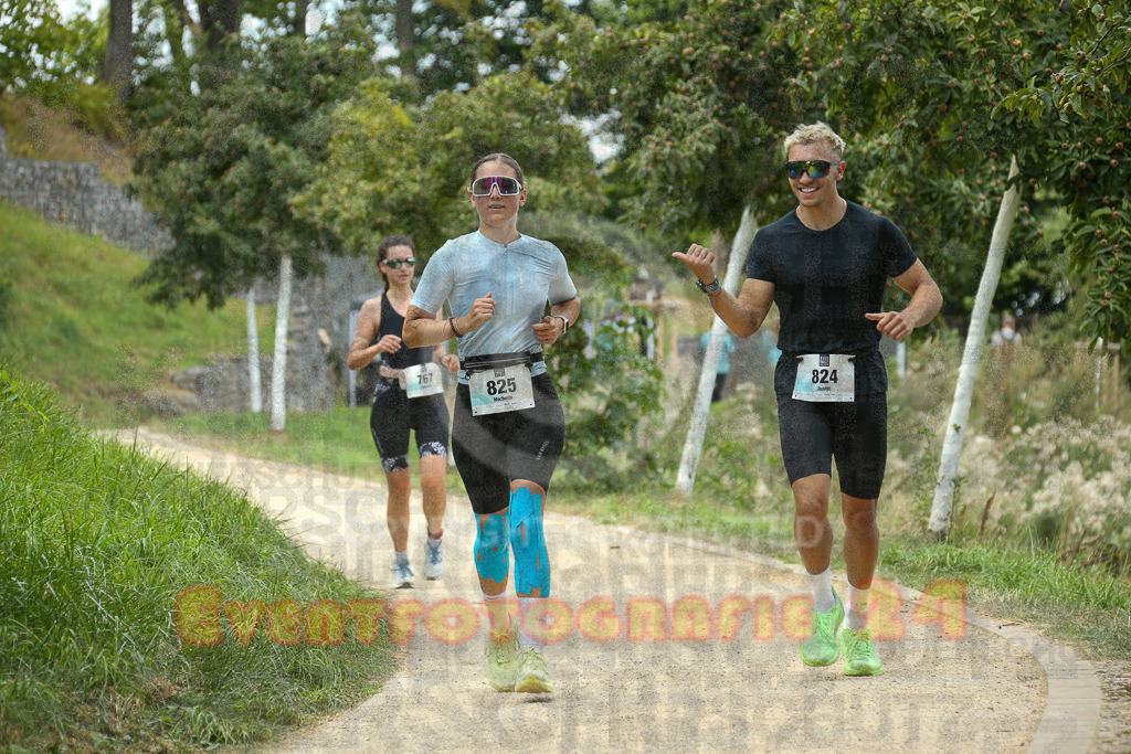 250824_1515_EX1_8704 | Sportfotografie im Rhein-Sieg Kreis, Köln, Bonn, NRW, Rheinland Pfalz, Hessen, etc. Unser Tätigkeitsfeld umfasst den Laufsport vom Volkslauf über den Marathon, Duathlon, Triathon bis zum Ultralauf wie Kölnpfad Ultra oder Schindertrail.