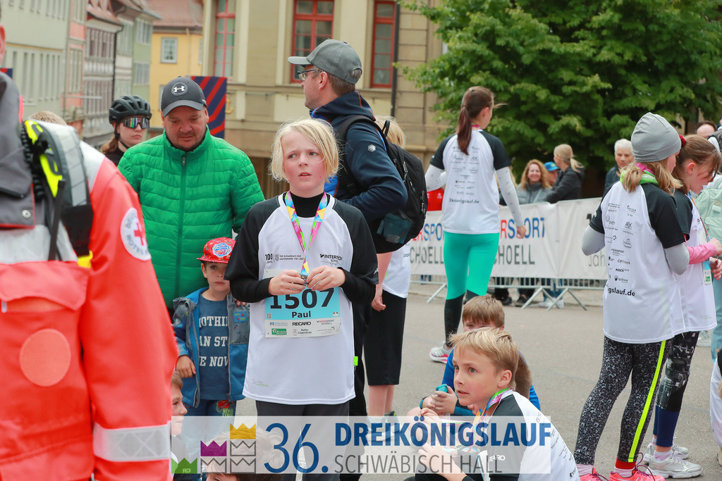 Stadtwerke Schüler und Jugendlauf 1,7km | 3koenigslauf 2022 Stadtwerke Schüler und Jugenlauf 1,7km - Realisiert mit Pictrs.com
