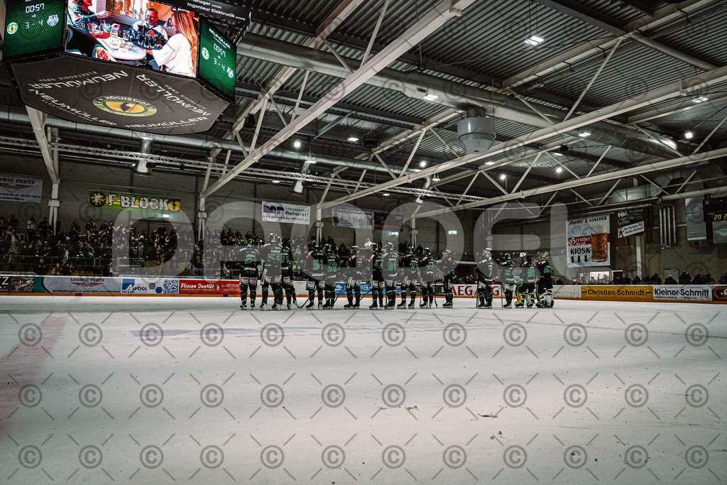 Alligators_vs_Lindau_21_12_2025-119 | Höchstadt Alligators Fotogalerie: Eishockey-Action aus Franken. Professionelle Spielfotos, Portraits & Stadionbilder zum Download. Jetzt entdecken! - Realisiert mit Pictrs.com