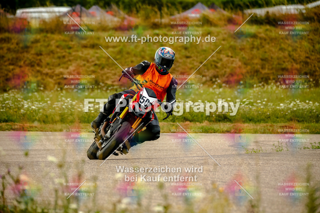 Chambley Juli-0960 | Hier findet Ihr Bilder von Touristenfahrten auf der Nürburgring Nordschleife oder von anderen Veranstaltungen die ich besucht habe. Viel Spass beim Durch Schauen 