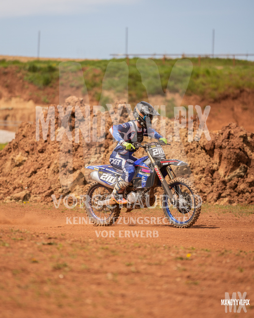 866A4225 | mxndyyvipix