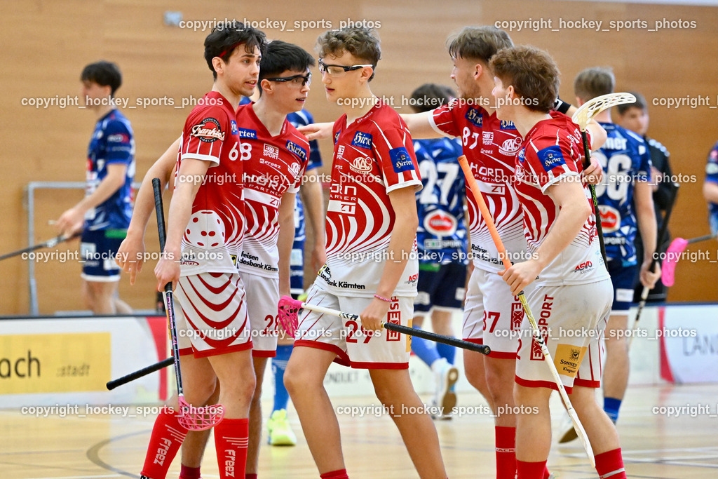 VSV Unihockey vs. KAC Floorball | Jubel EC KAC Mannschaft, V#69 Nikita Münch KAC Floorball, #28 Gabriel Lekas KAC Floorball, #29 Sebastian Flaschberger KAC Floorball, #32 Tim Deisinger KAC Floorball, SV Unihockey vs. KAC Floorball, VSV Unihockey vs. KAC Floorball am 12.04.2025 in Villach (Ballspielhalle St. Martin), Austria, (Photo by Bernd Stefan)