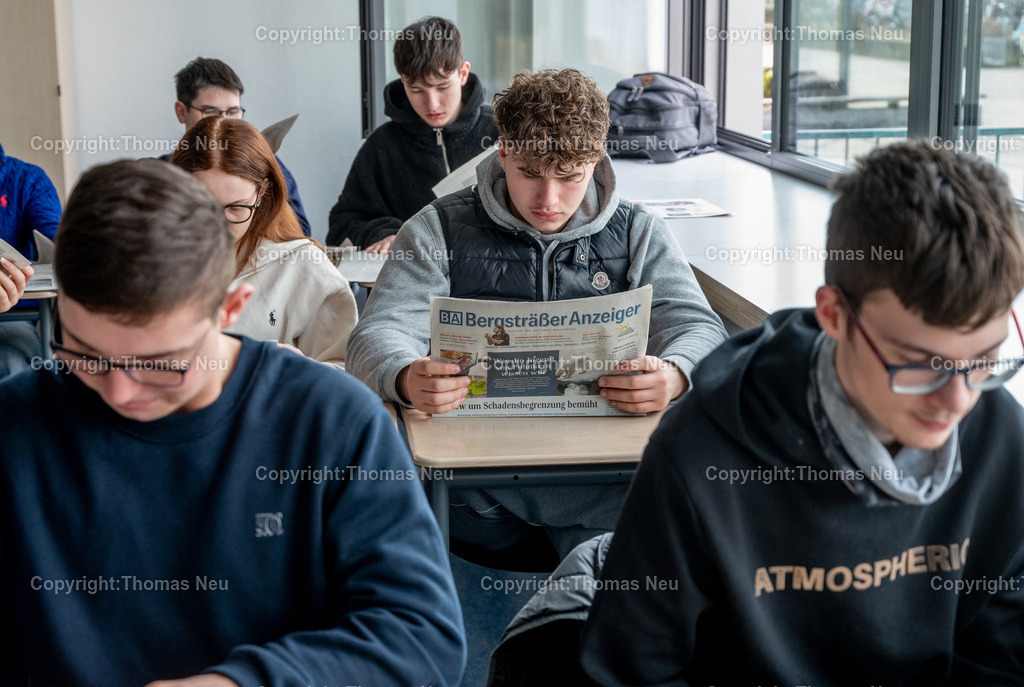 DSC_2815 | bre, Klasse Medien, Geschwister Scholl Schule Bensheim, Sina Roth zu Gast bei Klasse 10GA,, Bild: Thomas Neu