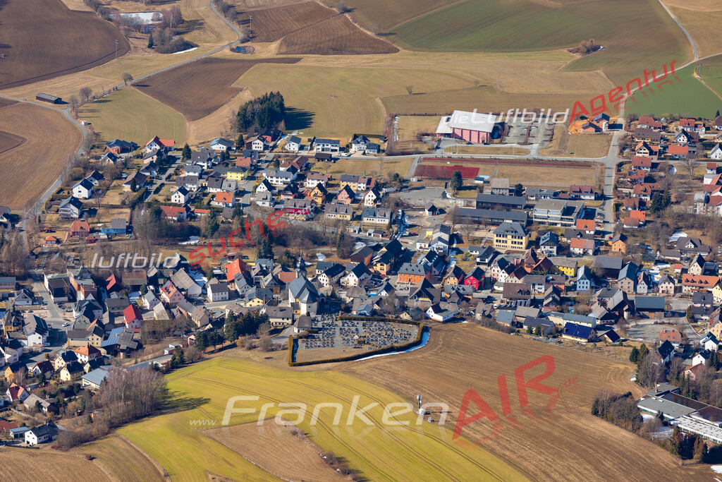 aktuelles Luftbild von  Marktleugast  - Luftaufnahme wurde 2019 von https://frankenair.de mittels Flugzeug (keine Drohne) erstellt.