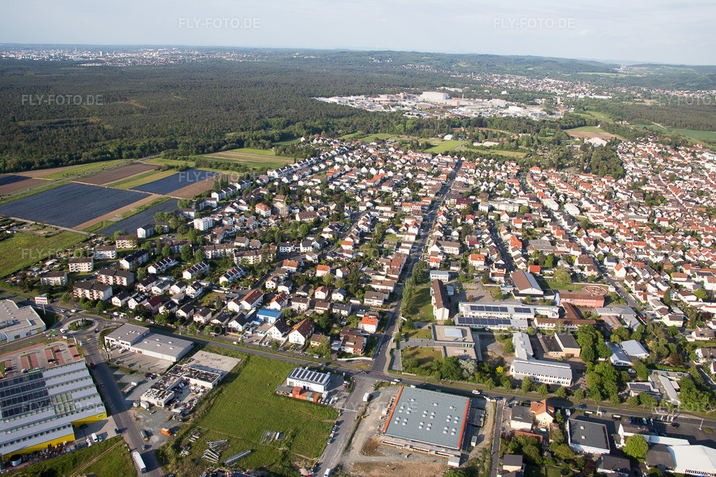 Luftbild: Stadtansicht vom Innenstadtbereich in Pfungstadt im Bundesland Hessen in Deutschland. Foto: IMG_088432.jpg vom 17.05.2016 durch Werner Riehm/FLY-FOTO.de