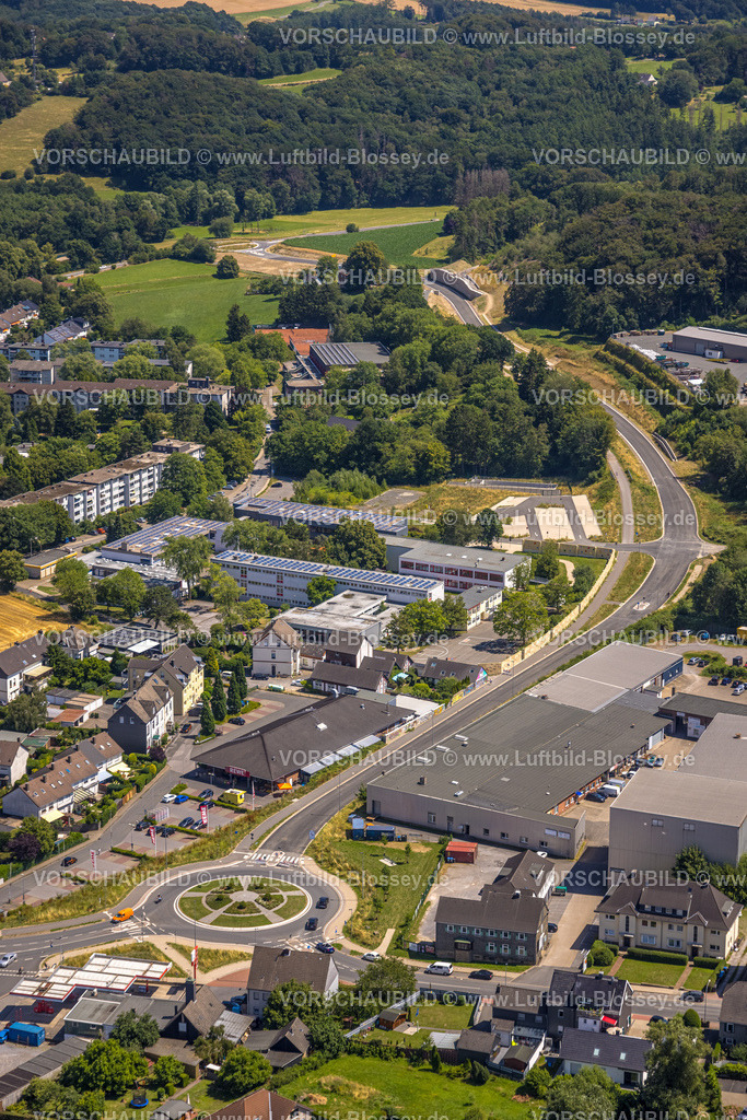 Sprockhoevel230708556 | Luftbild, Neuer Kreisverkehr und neue Umgehungsstraße L70n Glückauf-Trasse, Mathilde-Anneke-Schule, Sprockhövel, Ruhrgebiet, Nordrhein-Westfalen, Deutschland