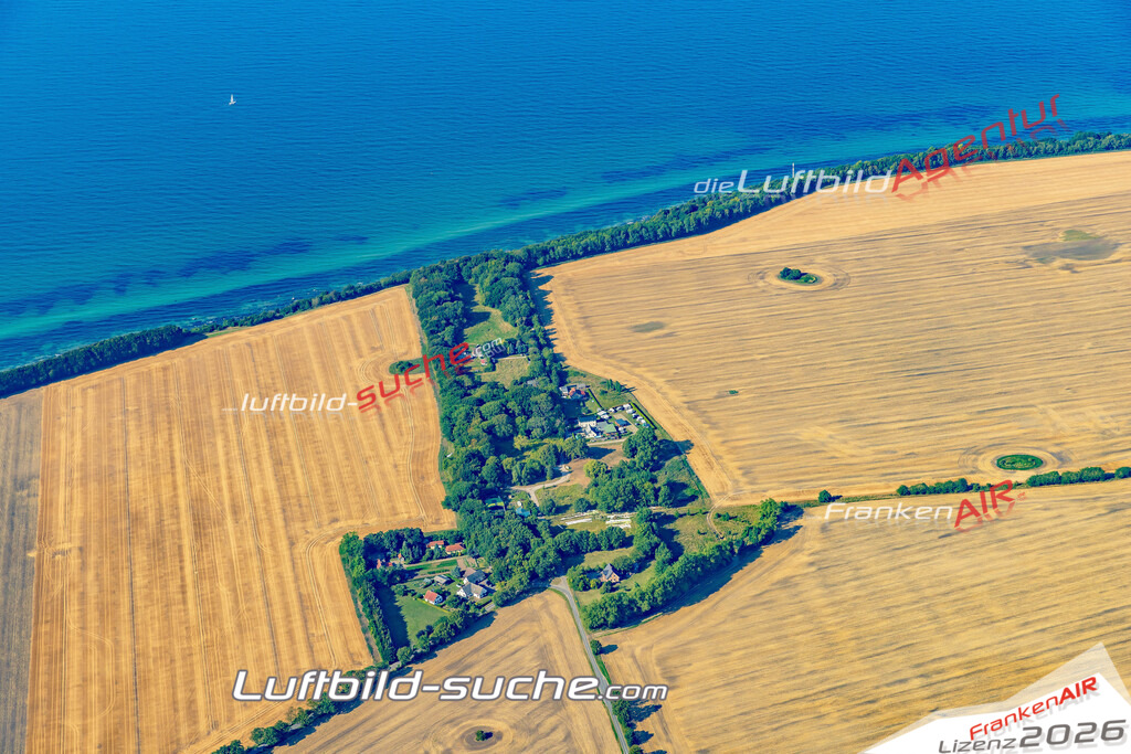 Luftbild Vs Google Maps  Varnkevitz  Putgarten -Das Luftbild wurde 2025 vom UL-Flugzeug heraus erstellt ( keine Drohnenluftbilder ) - Hochauflösende Luftaufnahme -Nicht vergleichbar mit Google Maps oder Satelittenbilder- Die Geschenkidee !Mit Lizenz und Bildrechte bestellbar