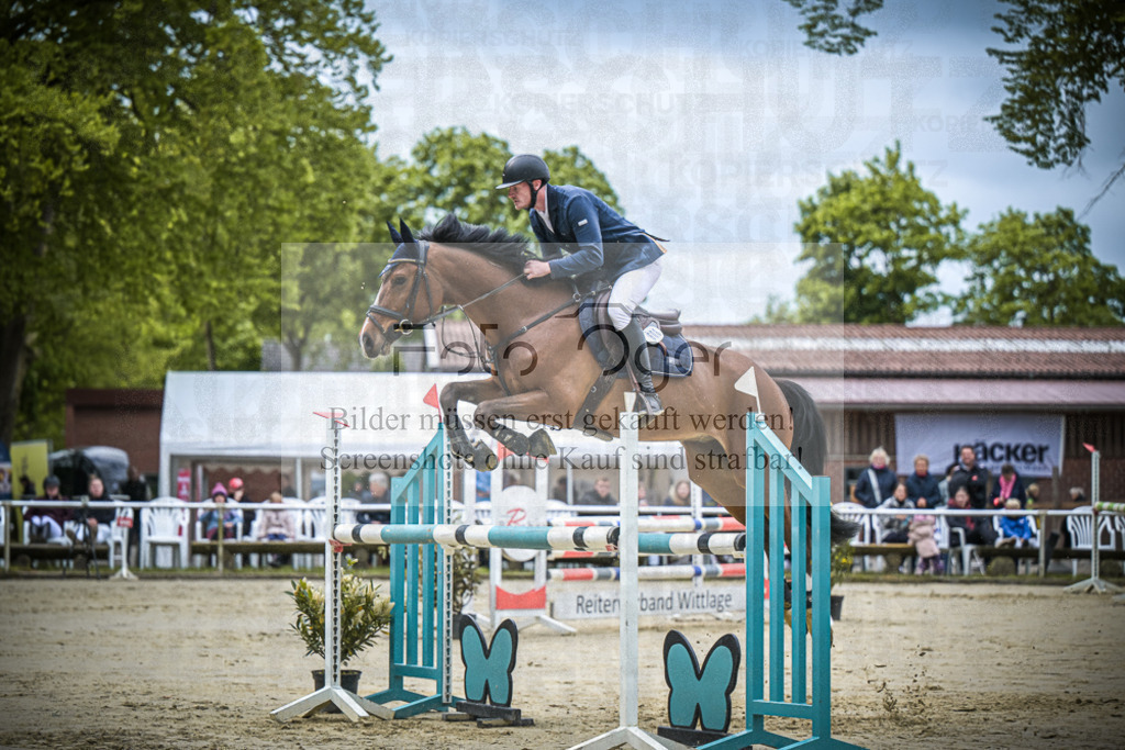 DOS_5650 | Entdecke hochwertige Reitturnierfotos von Foto Oger. Professionell, emotional und authentisch – jetzt Lieblingsmomente im Shop bestellen.Deutschlandweite Turnierfotografie. - Realisiert mit Pictrs.com