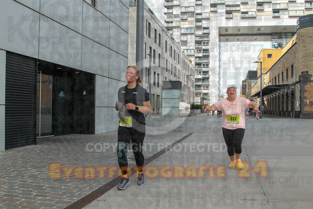 250920_1343_EV4_6534 | Sportfotografie im Rhein-Sieg Kreis, Köln, Bonn, NRW, Rheinland Pfalz, Hessen, etc. Unser Tätigkeitsfeld umfasst den Laufsport vom Volkslauf über den Marathon, Duathlon, Triathon bis zum Ultralauf wie Kölnpfad Ultra oder Schindertrail.
