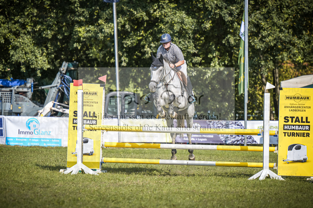 DOS_0455 | Entdecke hochwertige Reitturnierfotos von Foto Oger. Professionell, emotional und authentisch – jetzt Lieblingsmomente im Shop bestellen.Deutschlandweite Turnierfotografie. - Realisiert mit Pictrs.com