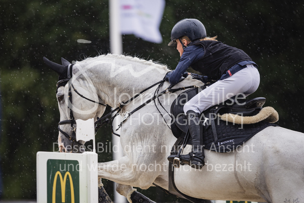 230727_BHO_Stil-L3-418 | Deine schönsten Turniermomente als professionelle Fotos! Entdecke hochwertige Pferdesport-Fotografie im Online-Shop. Jetzt Fotos finden & bestellen!