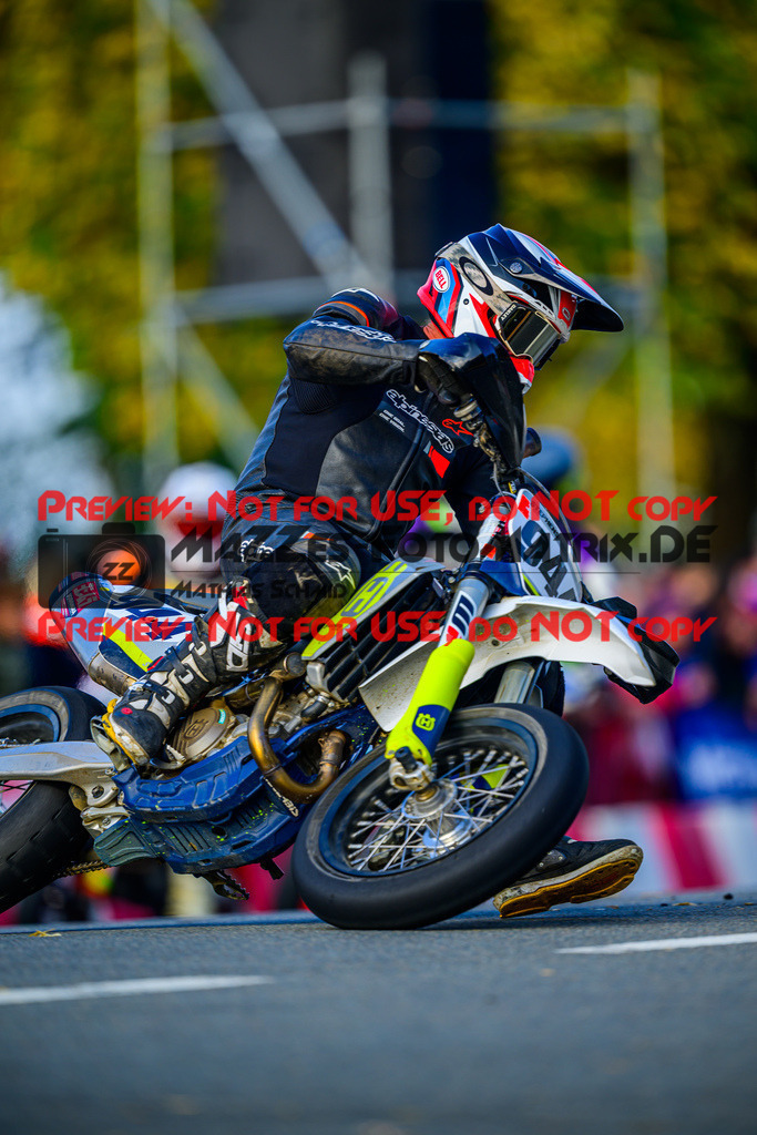 MaZZes_Fotomatrix_20251012_6007705_3670 | SENIOR