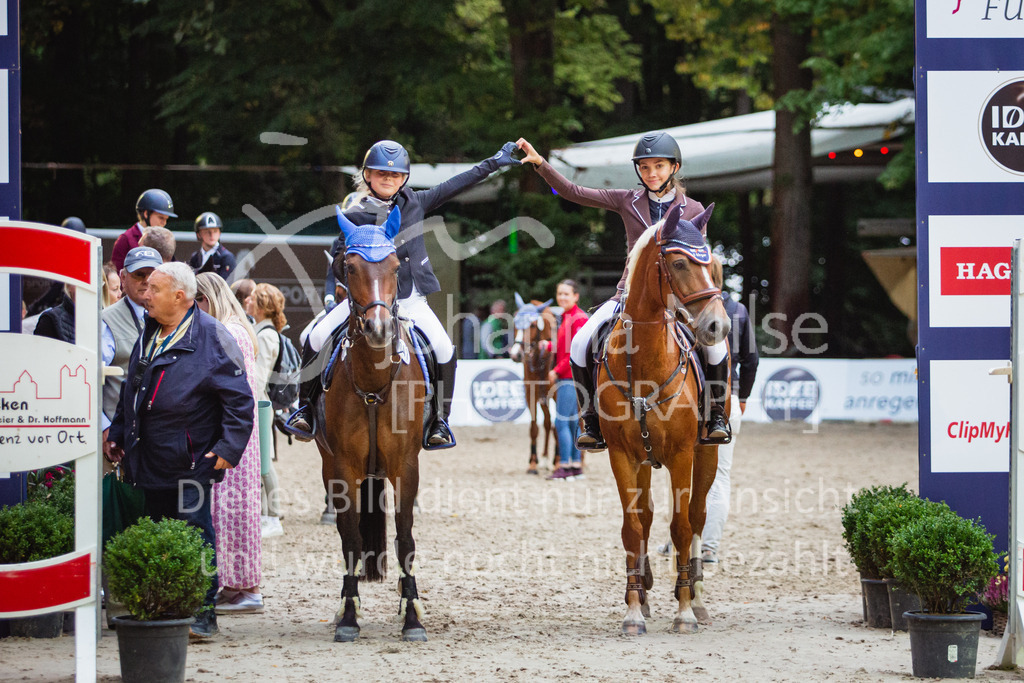 220909_OWLCh_PonyTrophy-193 | Deine schönsten Turniermomente als professionelle Fotos! Entdecke hochwertige Pferdesport-Fotografie im Online-Shop. Jetzt Fotos finden & bestellen!