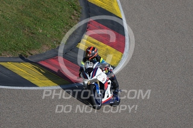 2024_08_26_PBK_16176 | Sportfotografie; SlowMotion; Video; Rennstrecke; Hafeneger; Speer; Racing; RSE; BMW; CBO; Trackday; Motorsportarena; Hockenheimring; Brno; Most; Barcelona; Valencia