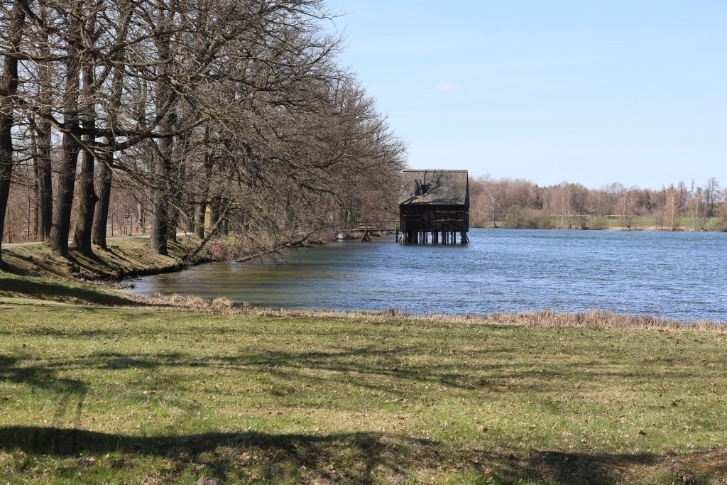 Seenlandschaft Land der 1.000 Teiche | Seenlandschaft Land der 1.000 Teiche - Realisiert mit Pictrs.com