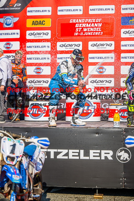 MaZZes_FotoMatrix_230611_7622 | S1