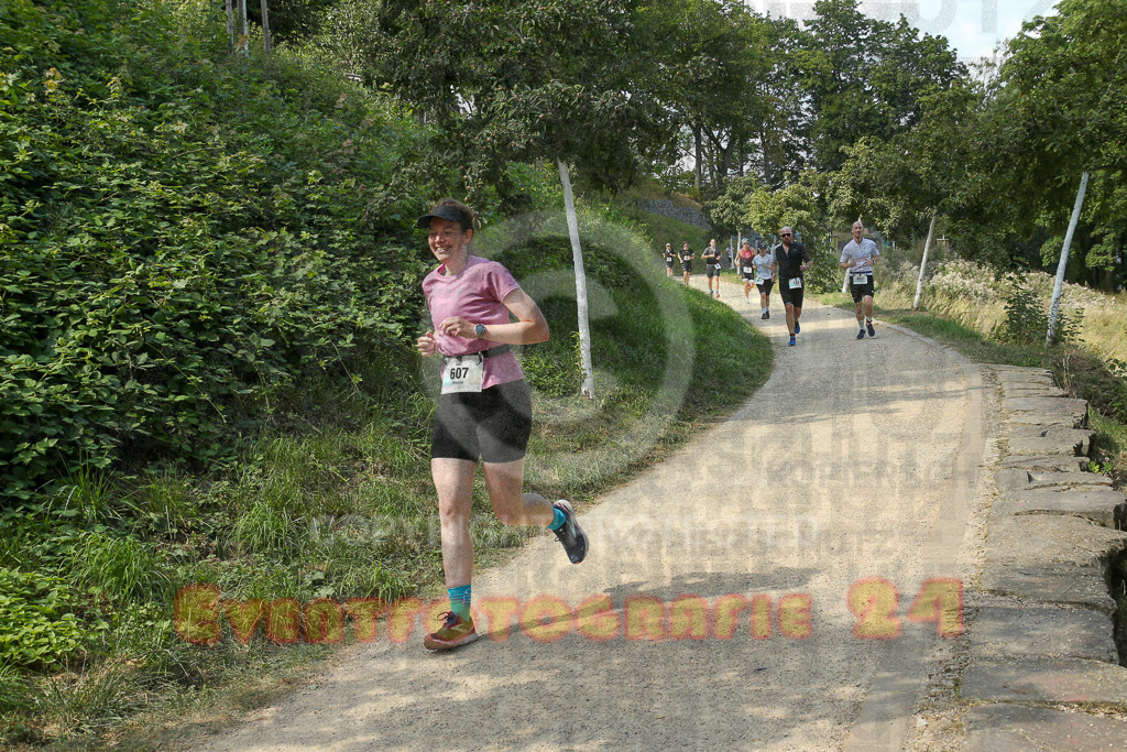 250824_1438_EX1_6987 | Sportfotografie im Rhein-Sieg Kreis, Köln, Bonn, NRW, Rheinland Pfalz, Hessen, etc. Unser Tätigkeitsfeld umfasst den Laufsport vom Volkslauf über den Marathon, Duathlon, Triathon bis zum Ultralauf wie Kölnpfad Ultra oder Schindertrail.