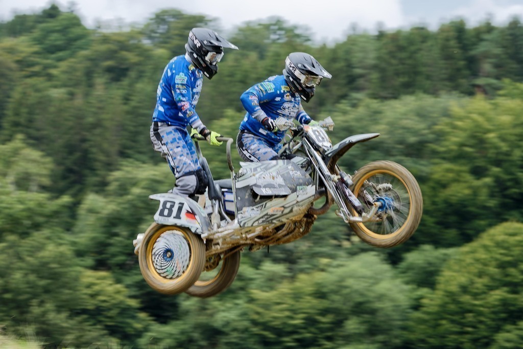 Motocross_Gerstetten_250802_1270 | Fotopresso – Sportfotografie in Heidenheim & Umgebung. Professionelle Sportfotografie für unvergessliche Momente. Dynamische Action-Shots, emotionale Szenen & hochwertige Bilder. - Realisiert mit Pictrs.com