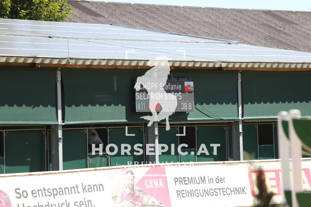DL2Q8381 | Willkommen bei Brunnmayr - Design & Fotografie – Ihrem Spezialisten für Reitturniere und Pferdeveranstaltungen in Oberösterreich, Salzburg und Bayern! Seit über 17 Jahren sind wir leidenschaftlich dabei.