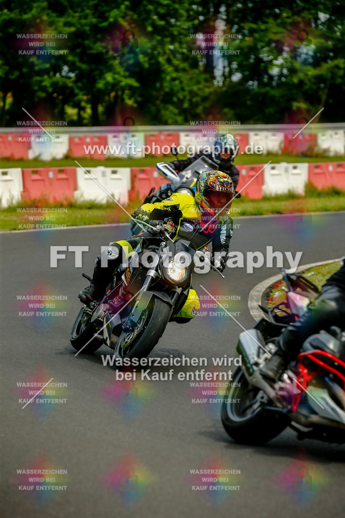 VBK-4458 | Hier findet Ihr Bilder von Touristenfahrten auf der Nürburgring Nordschleife oder von anderen Veranstaltungen die ich besucht habe. Viel Spass beim Durch Schauen 