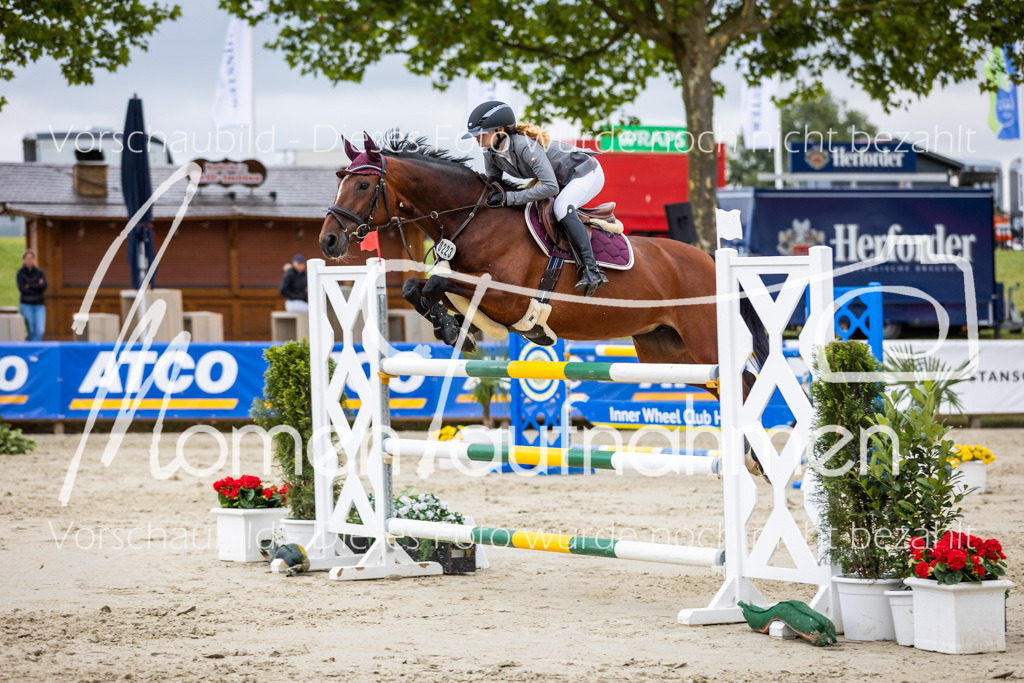 BHO-2PhSpr-M-5-2144 | MomenTaufnahmen Pferdesportfotos