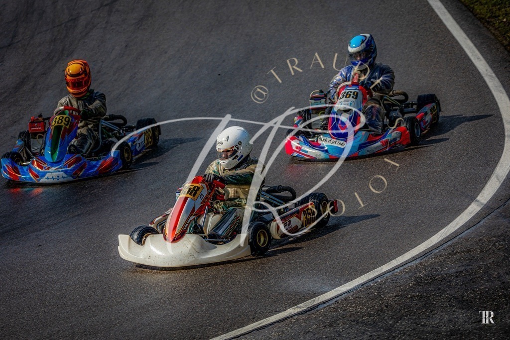 2cfbc4c206d8472ba65bb94cb23d5cc2 | traudl_s_fotos