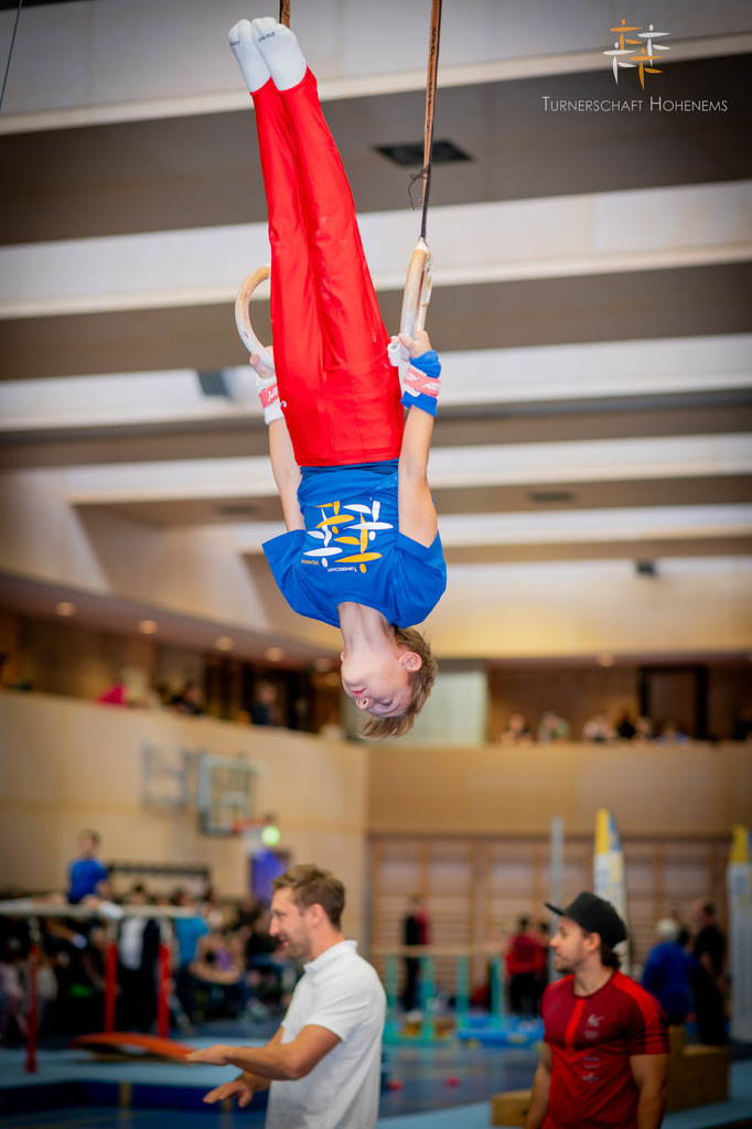 Promo-533 | "Fussifoto.com – Ihr Ansprechpartner für hochwertige Fotografie! Entdecken Sie kreative Bilder und professionelle Dienstleistungen. Kontaktieren Sie uns für Ihre Projekte!"