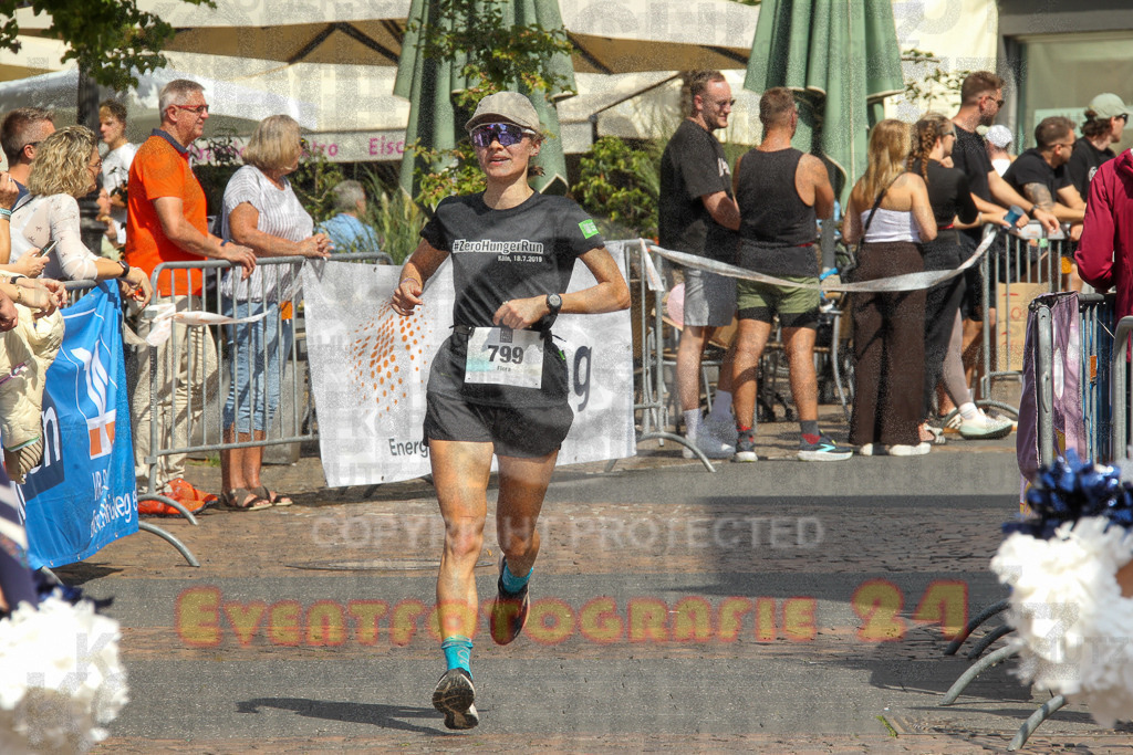 250824_1504_EV4_2629 | Sportfotografie im Rhein-Sieg Kreis, Köln, Bonn, NRW, Rheinland Pfalz, Hessen, etc. Unser Tätigkeitsfeld umfasst den Laufsport vom Volkslauf über den Marathon, Duathlon, Triathon bis zum Ultralauf wie Kölnpfad Ultra oder Schindertrail.