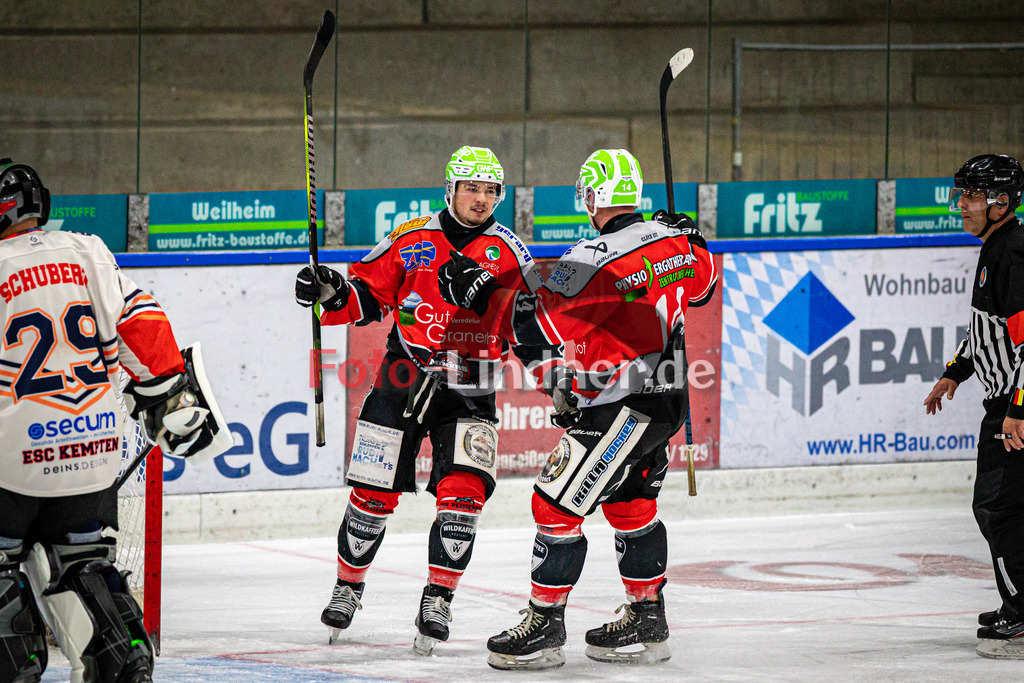 TSV Peißenberg Miners vs ESC Kempten SHARKS | Eishockey Bayernliga Vorbereitung 2024/2025, TSV Peißenberg Miners vs ESC Kempten SHARKS, 20241004,Tor Sinan ONDÖRTOGLU (Miners 22),2024-10-04 in Peißenberg (Eisstadion)Sinan ONDÖRTOGLU (Miners 22)Copyright: WolfgangxLindner