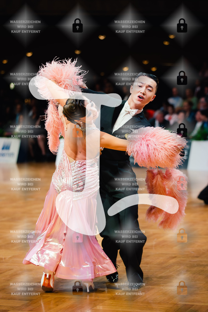 GOC 2025 - WDSF PD Super Grand Prix Standard 20th (17) Jiashuai Sun _ Jing Chen (China)-2025-08-21-1331 | Webshop for digital downloads and prints of dance sport, event & show photographer Julian Link - Realisiert mit Pictrs.com