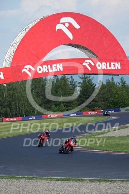 2024_05_24_PBK_12431 | Sportfotografie; SlowMotion; Video; Rennstrecke; Hafeneger; Speer; Racing; RSE; BMW; CBO; Trackday; Motorsportarena; Hockenheimring; Brno; Most; Barcelona; Valencia