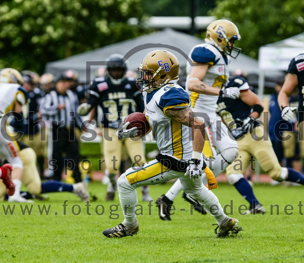 2022-05-29_149_Erding_Bulls_gegen_Nuernberg_Rams | Erding, Deutschland, 29.05.2022:
Fußball, Regionalliga 2022, 5. Spieltag, Erding Bulls gegen Nürnberg Rams, Endergebnis: 10:16

Adam Coronado (Erding Bulls, #4)

Foto: Christian Riedel / fotografie-riedel.net