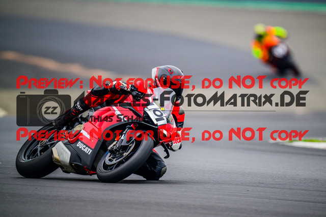 MaZZes_FotoMatrix_240804_6007705_6243 | Fotograf Mathias Schmid
Sportfotograf,
Eventfotograf,
Hochzeitsfotograf,
Portraitfotograf