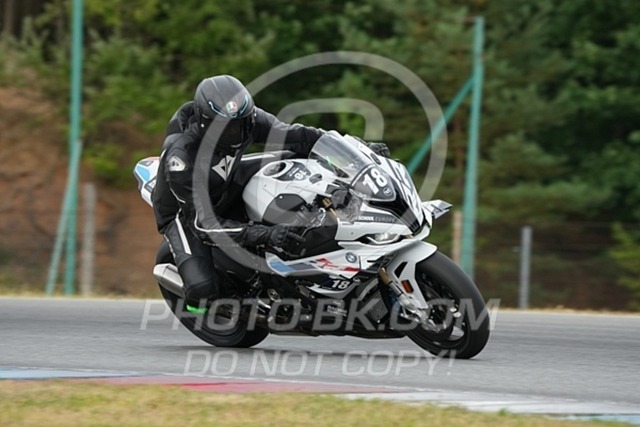 2024_08_02_PBK_15145 | Sportfotografie; SlowMotion; Video; Rennstrecke; Hafeneger; Speer; Racing; RSE; BMW; CBO; Trackday; Motorsportarena; Hockenheimring; Brno; Most; Barcelona; Valencia