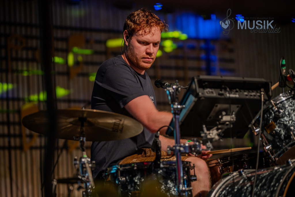 DSC_3178 | "Fussifoto.com – Ihr Ansprechpartner für hochwertige Fotografie! Entdecken Sie kreative Bilder und professionelle Dienstleistungen. Kontaktieren Sie uns für Ihre Projekte!"