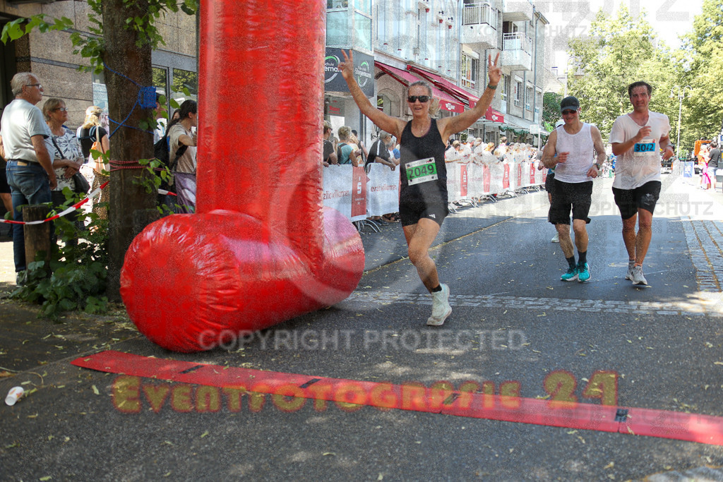 250621_1203_EX1_4723 | Sportfotografie im Rhein-Sieg Kreis, Köln, Bonn, NRW, Rheinland Pfalz, Hessen, etc. Unser Tätigkeitsfeld umfasst den Laufsport vom Volkslauf über den Marathon, Duathlon, Triathon bis zum Ultralauf wie Kölnpfad Ultra oder Schindertrail.