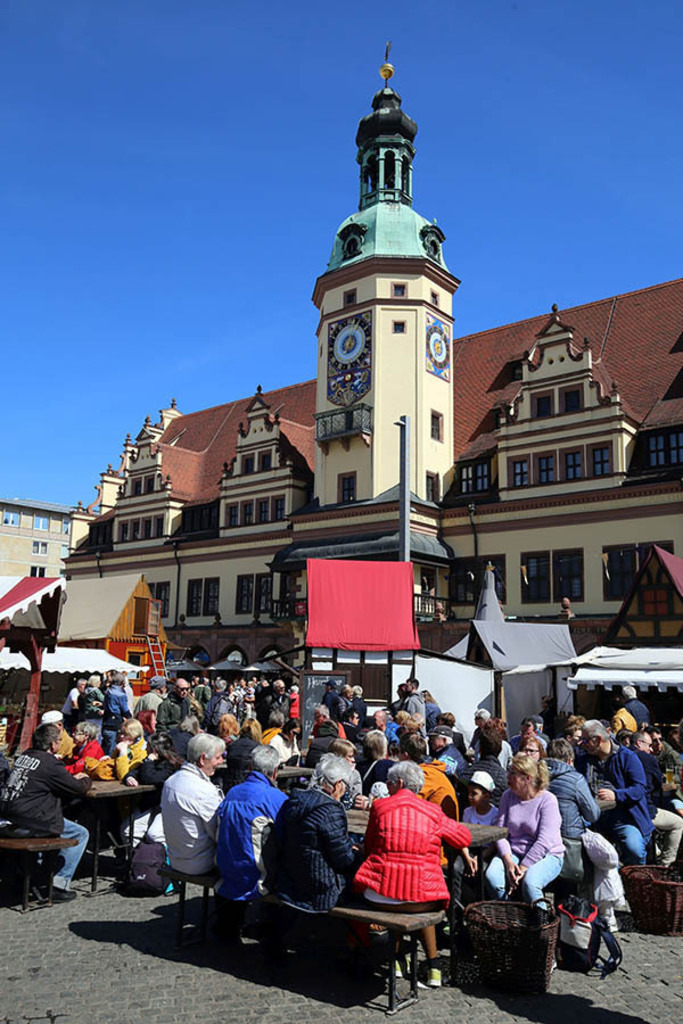 Historische Ostermesse | Das Team hinter BILDLEXIKON LEIPZIG bündelt historische wie aktuelle Informationen über die Stadt Leipzig in Text und Bild auf einer Plattform und stellt diese der interessierten Öffentlichkeit zur Verfügung.