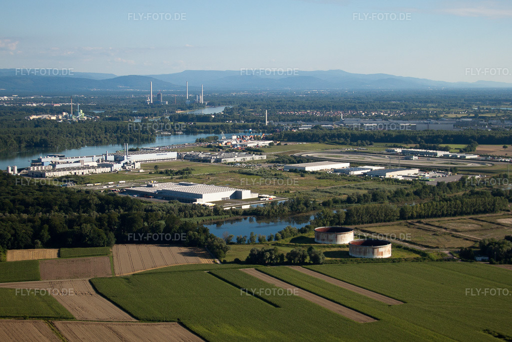 Luftbild: Wörth am Rhein, Industriegebiet Oberwald in Wörth am Rhein im Bundesland Rheinland-Pfalz in Deutschland. Foto: IMG_30810.jpg vom 31.07.2010 durch Werner Riehm/FLY-FOTO.de