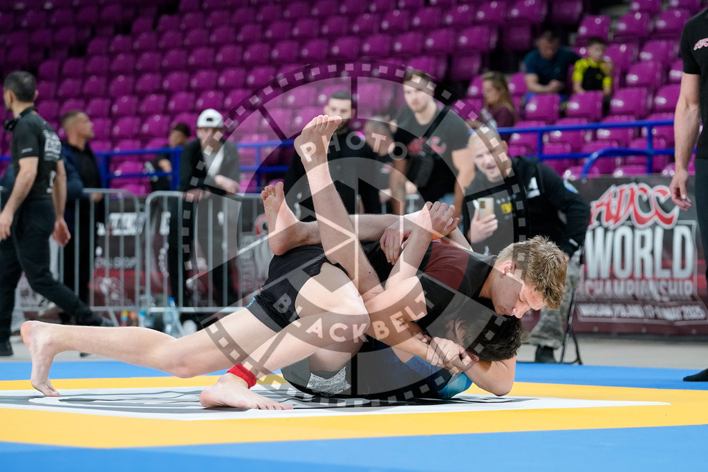 20250518PBB0147 | Athletes compete during the second day of the ADCC Amateur World Championship on May 18, 2025 in Warsaw, Poland. © Chiara Dazi / photoblackbelt