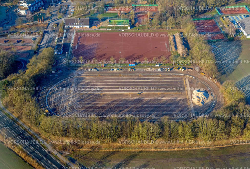Hamm250201279Pelkum | Luftbild, Selbachpark, Sportplatz Fußballstadion 1. FC Pelkum e.V. und Tennisplätze, Baustelle Leichtathletikstadion, Hotel Selbachpark GmbH und Freibad  Selbachpark, Stadtbezirk Pelkum, Hamm, Ruhrgebiet, Nordrhein-Westfalen, Deutschland