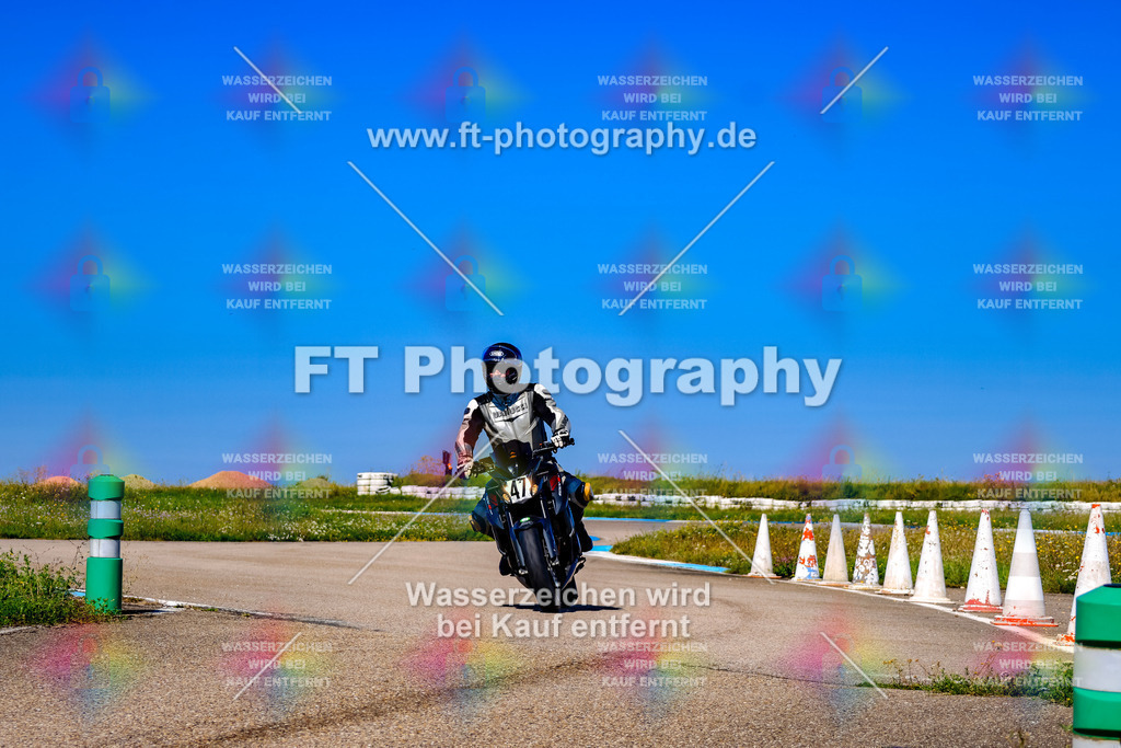 047-2827 | Hier findet Ihr Bilder von Touristenfahrten auf der Nürburgring Nordschleife oder von anderen Veranstaltungen die ich besucht habe. Viel Spass beim Durch Schauen 