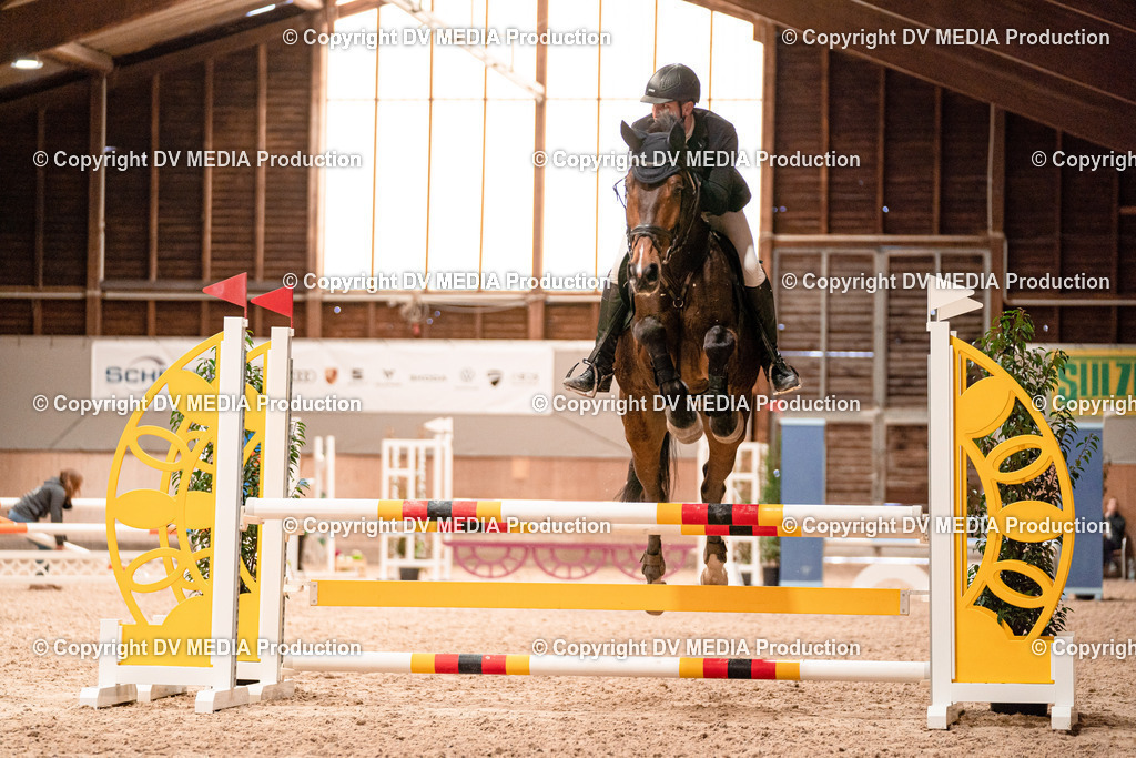 Springen Tag 2-323 | dv-media-shop - Realisiert mit Pictrs.com