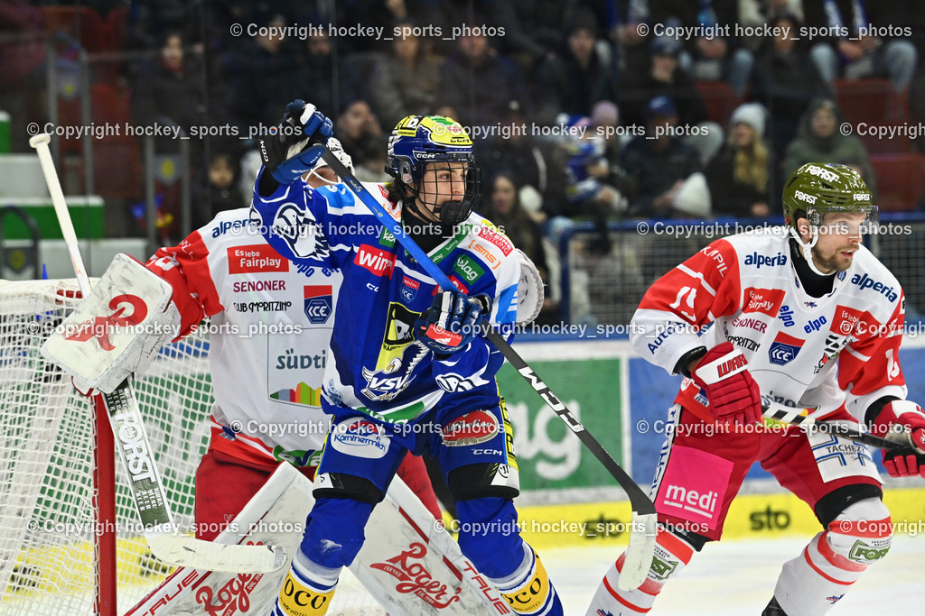 EC IDM WÄRMEPUMPEN VSV vs. HCB Südtirol Alperia | #15 Enrico Miglioranzi HCB Südtirol Alperia, #46 Paul Sintschnig EC VSV, #38 Samuel Harvey HCB Südtirol Alperia, EC IDM WÄRMEPUMPEN VSV vs. HCB Südtirol Alperia, EC IDM WÄRMEPUMPEN VSV vs. HCB Südtirol Alperia am 28.12.2025 in Villach (Stadthalle Villach), Austria, (Photo by Bernd Stefan)