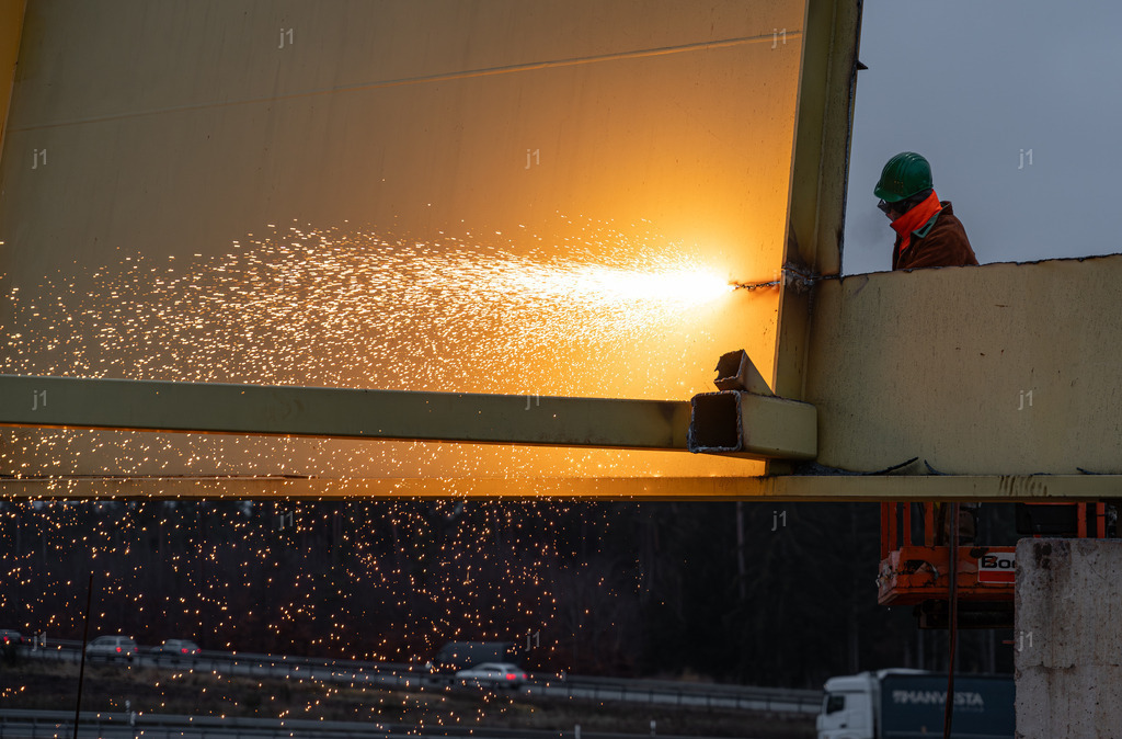 2024-12-12_J1_A6_Abbruch_035 | Luftbild, Drohne, Multicopter, Bayern, Luftbilder, Luftbildshop, Jan R. Schäfer, aerialphotography, Abzüge, Luftaufnahmen, J1-Luftbild, J1-Fotografie und Luftbildservice, Würzburg, fineart, Abzüge, Drucke, Glasdruck - Realisiert mit Pictrs.com