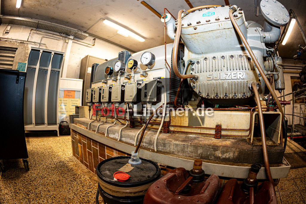 Gebäude | Eisstadion Peißenberg 2024/25, Gebäude, 20241115,Kühlanlage,2024-11-15 in Peißenberg (Eisstadion Peißenberg)Copyright: WolfgangxLindner foto-lindner.de